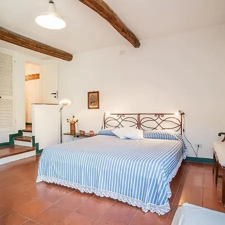 Casale Βίλα *